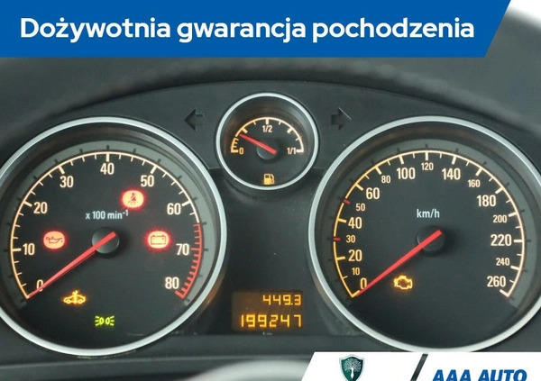 Opel Zafira cena 24000 przebieg: 199246, rok produkcji 2011 z Ińsko małe 211